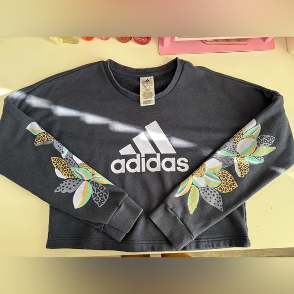 Adidas Cropped Crewneck Sweatshirt Floral Graphic Sleeves | XS - Picture 11 of 11